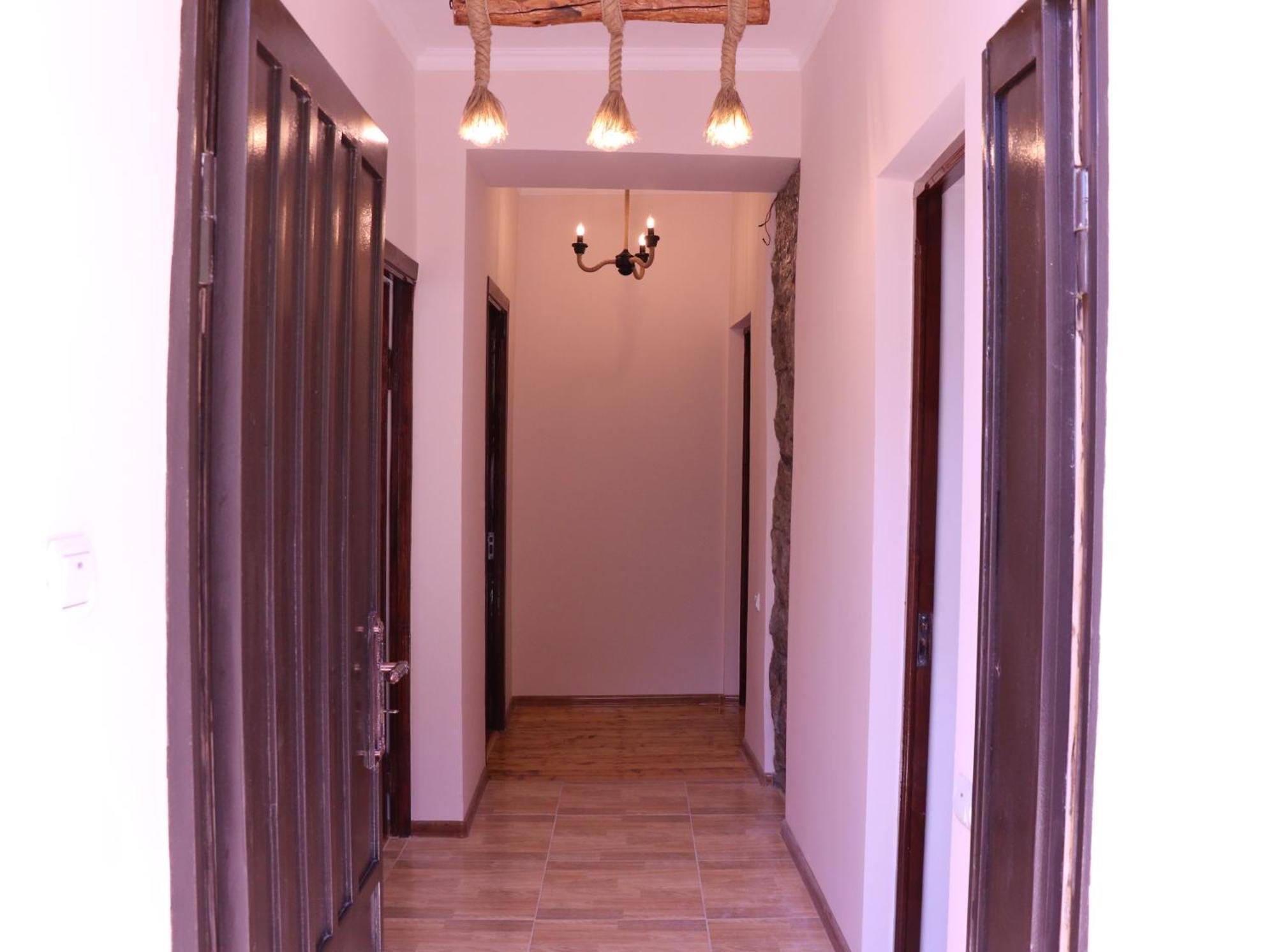 Legend Guest House Yekhegis エクステリア 写真